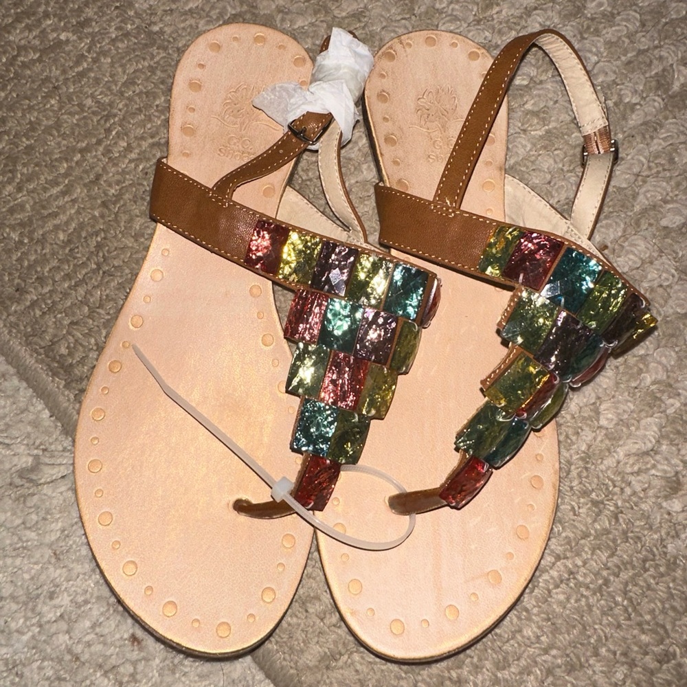 GC Shoes Women's T-Strap Flat Sandals